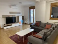 Izdavanje, četvorosoban stan, 110m², Vračar Hram, Vračar Sve Podlokacije - image 1