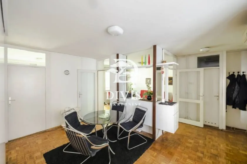 Prodaja, četvorosoban stan, 98m², Novi Beograd Sve Podlokacije, Beograd