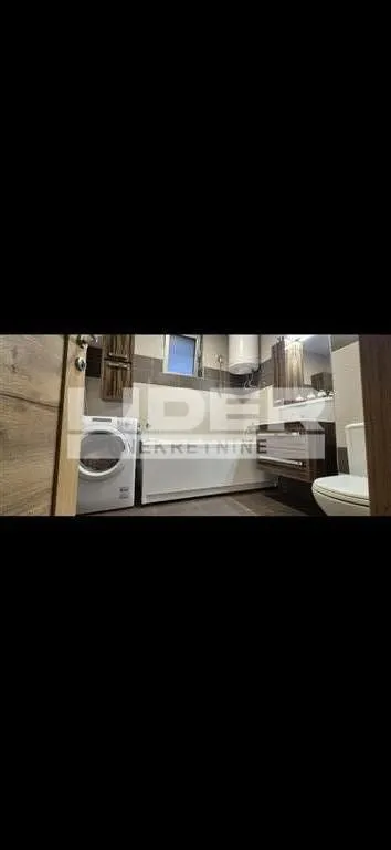 Izdavanje, dvosoban stan, 54m², Crveni Krst, Beograd