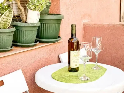 Prodaja, dvosoban stan, 60m², Škaljari, Kotor - image 13