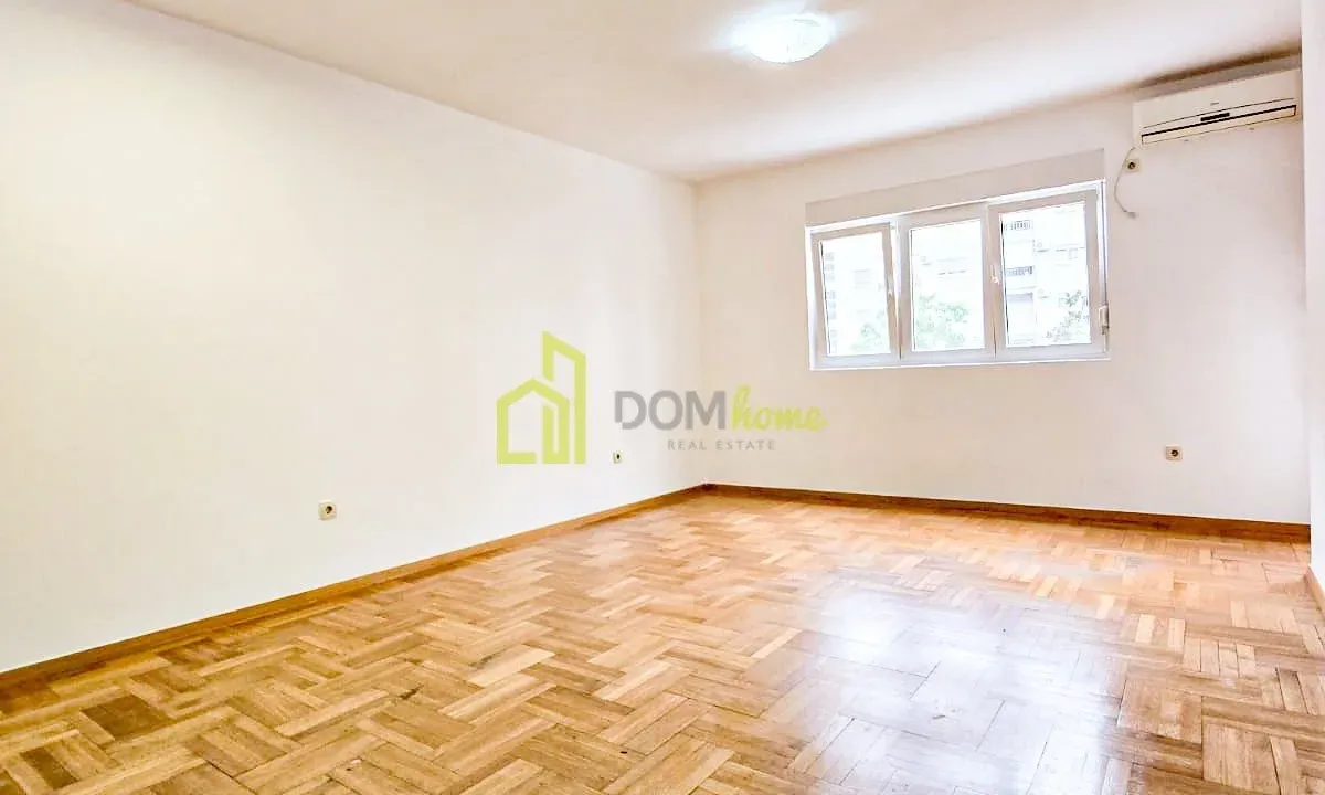 Izdavanje, jednosoban stan, 50m², Pobrežje, Podgorica