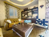 Prodaja, trosoban stan, 98m², City Kvart, Podgorica - image 1