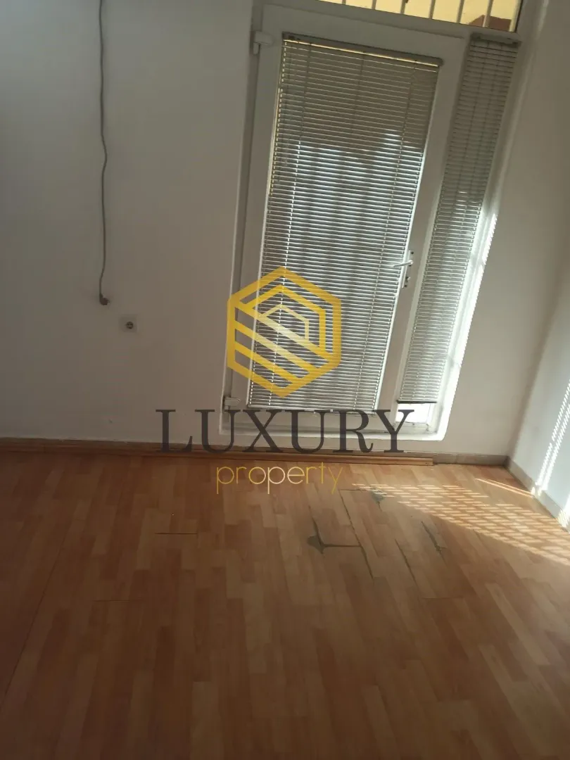 Rent, office space, 60m², Ljubović, Podgorica