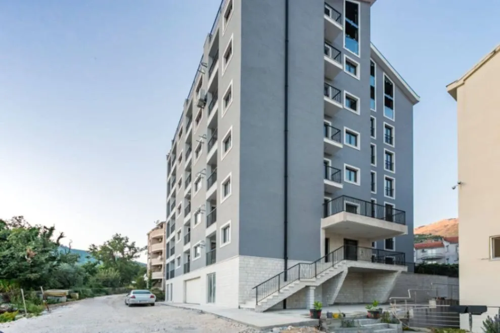 Sale, one bedroom apartment, 45m², Lazi, Budva