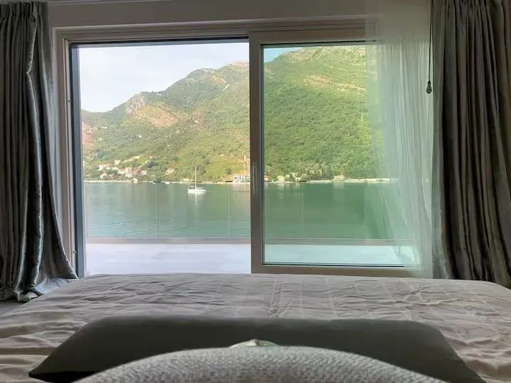 Rent, house, 513m², Lepetani, Tivat
