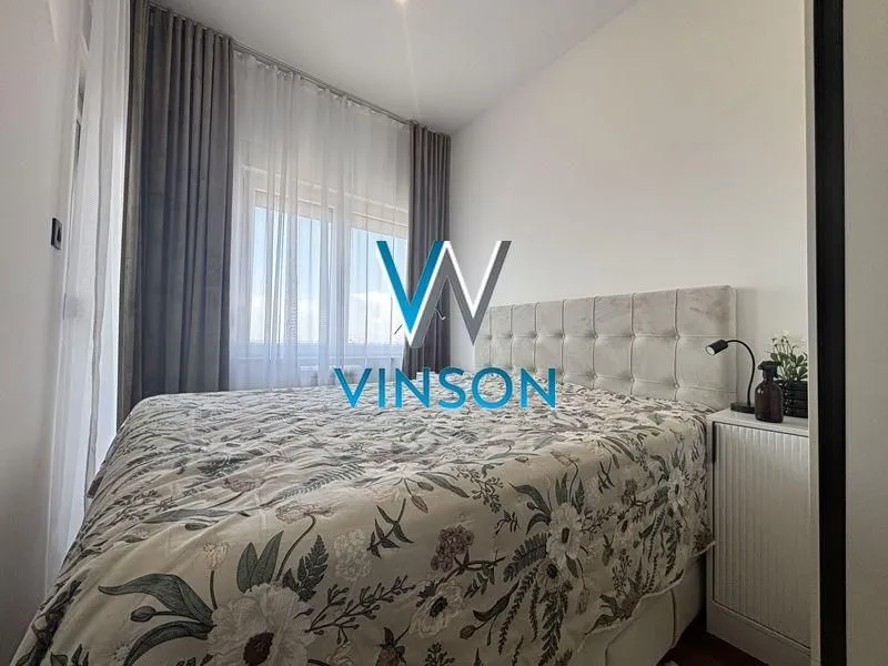 Izdavanje, dvosoban stan, 54m², Bulevar Evrope, Novi Sad Sve Podlokacije