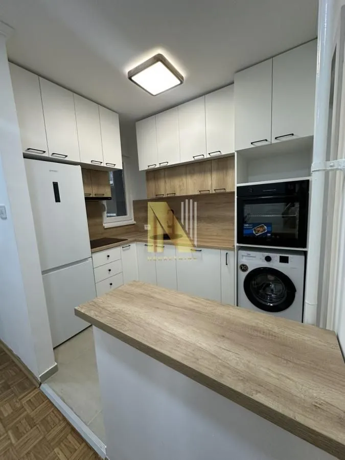 Izdavanje, trosoban stan, 54m², Grbavica, Novi Sad Sve Podlokacije