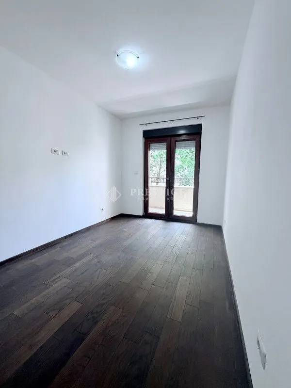 Rent, one bedroom apartment, 45m², Stara Varoš, Podgorica