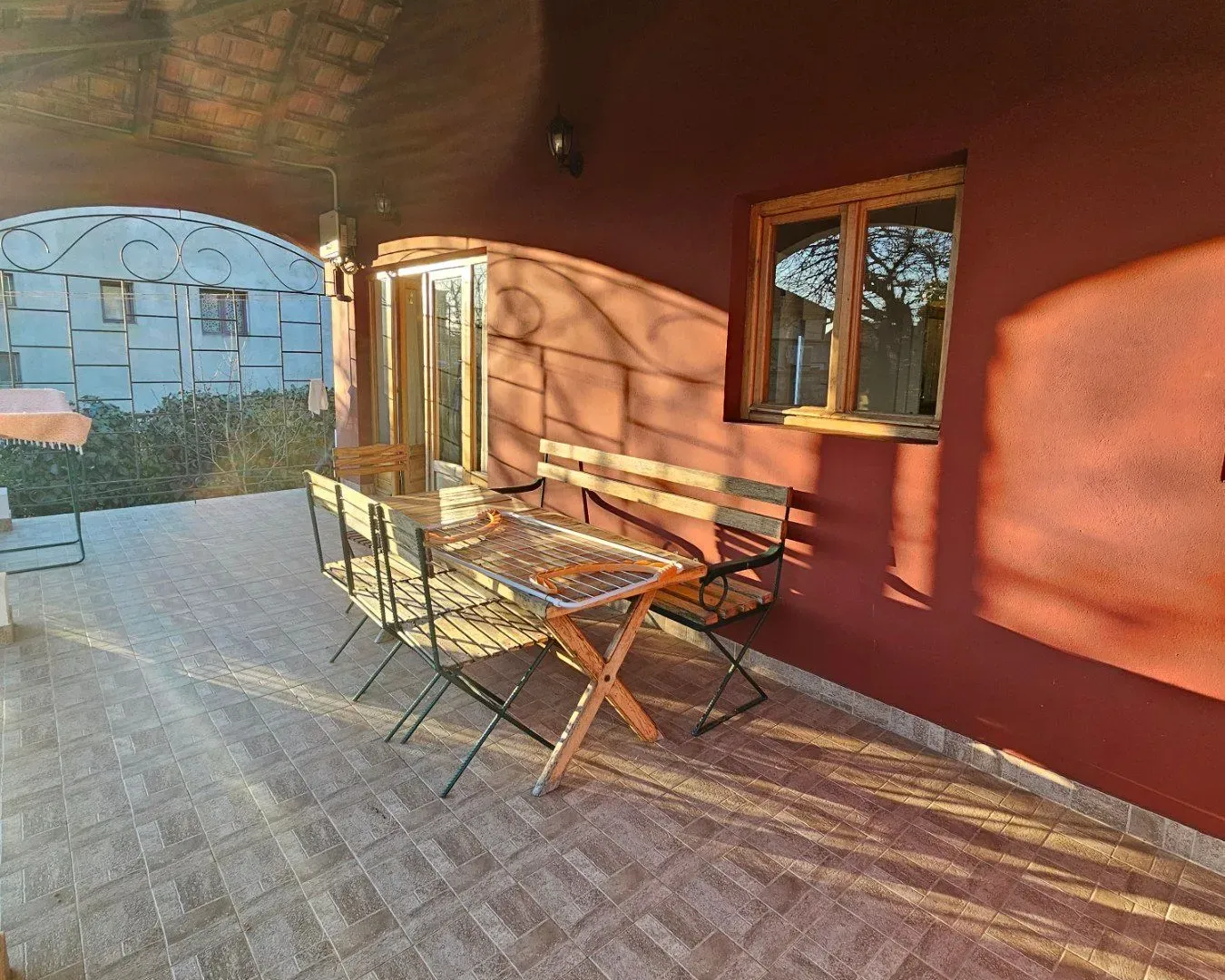 Izdavanje, kuća, 216m², Dalmatinska ulica, Podgorica