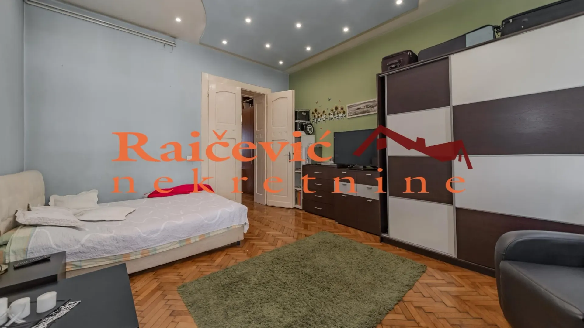 Prodaja, trosoban stan, 86m², Cvetni Trg, Vračar Sve Podlokacije