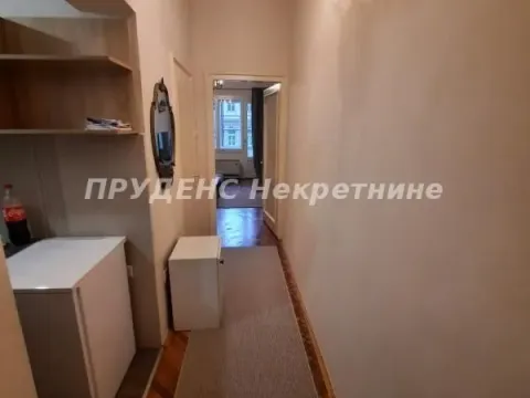 Izdavanje, jednosoban stan, 25m², Stari Grad, Beograd - image 9