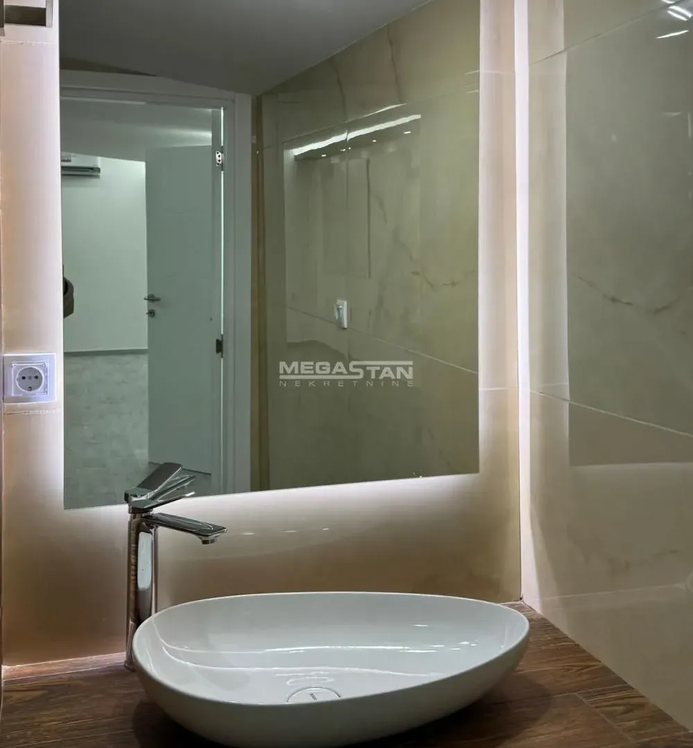 Rent, apartment, 105m², Vukov Spomenik, Zvezdara Sve Podlokacije