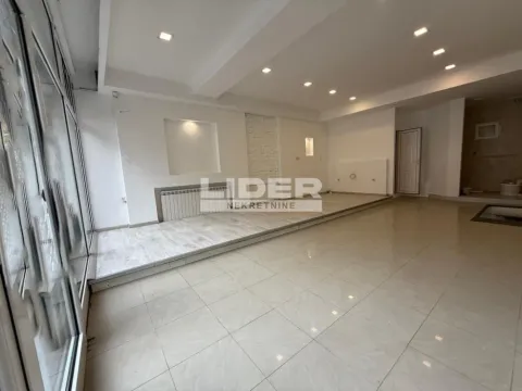 Izdavanje, poslovni prostor, 62m², Stari Grad, Beograd - image 8