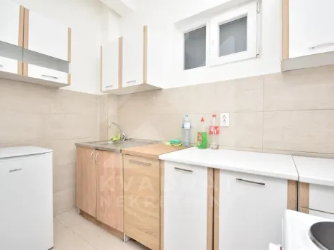 Rent, one bedroom apartment, 50m², Stari Aerodrom, Podgorica - image 4