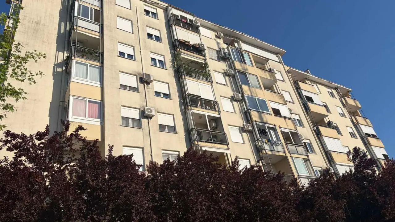 Sale, one bedroom apartment, 43m², Blok 6, Podgorica