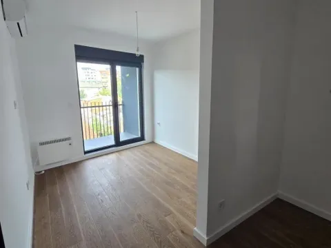 Prodaja, trosoban stan, 71m², Cvetkova Pijaca, Zvezdara Sve Podlokacije - image 3