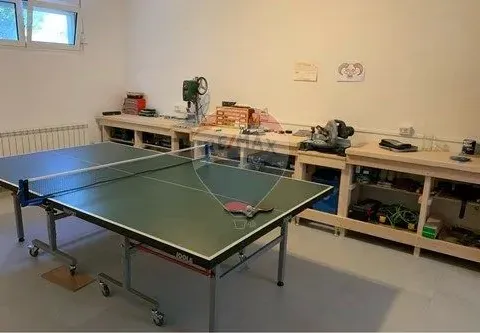 Izdavanje, kuća, 240m², Donja Gorica, Podgorica - image 18