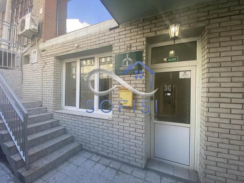 Rent, office space, 160m², Grbavica, Novi Sad Sve Podlokacije