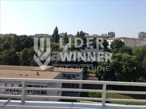 Pogled sa terase na naselje i zelenilo. - image 8