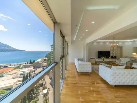 Izdavanje, trosoban stan, 150m², Dukley Gardens, Budva - image 28