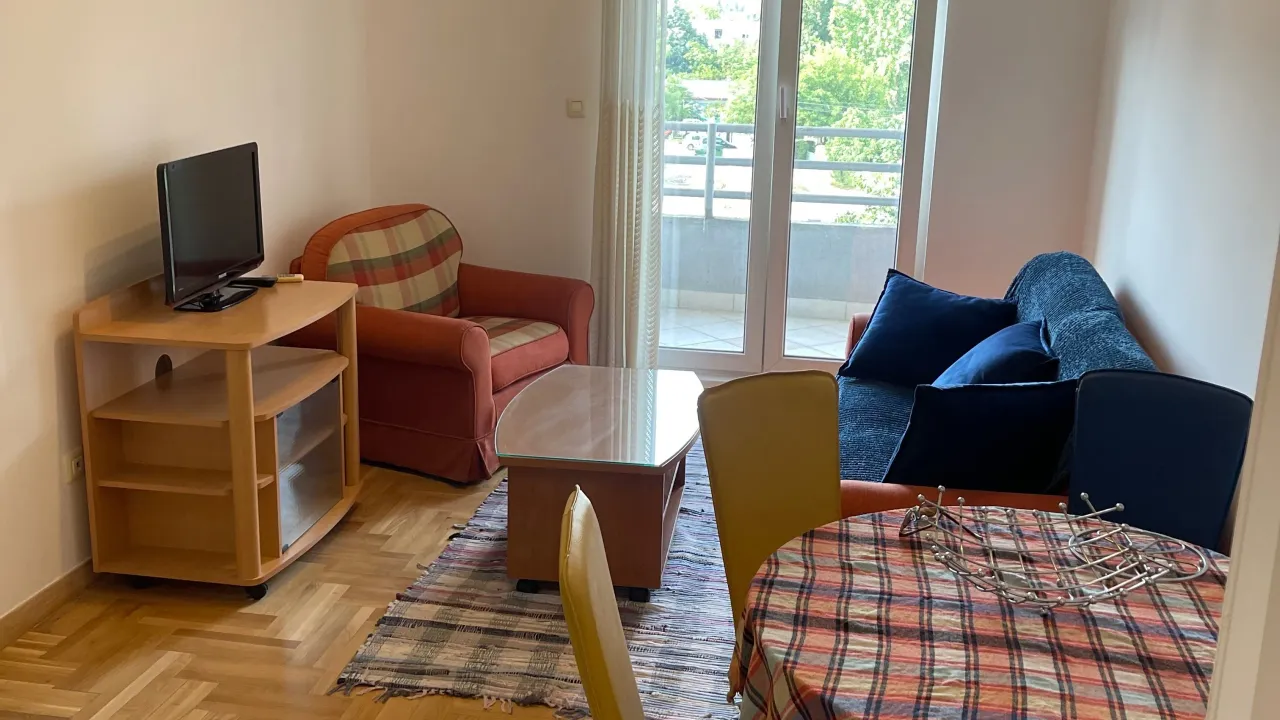 Rent, one bedroom apartment, 36m², Stari Aerodrom, Podgorica