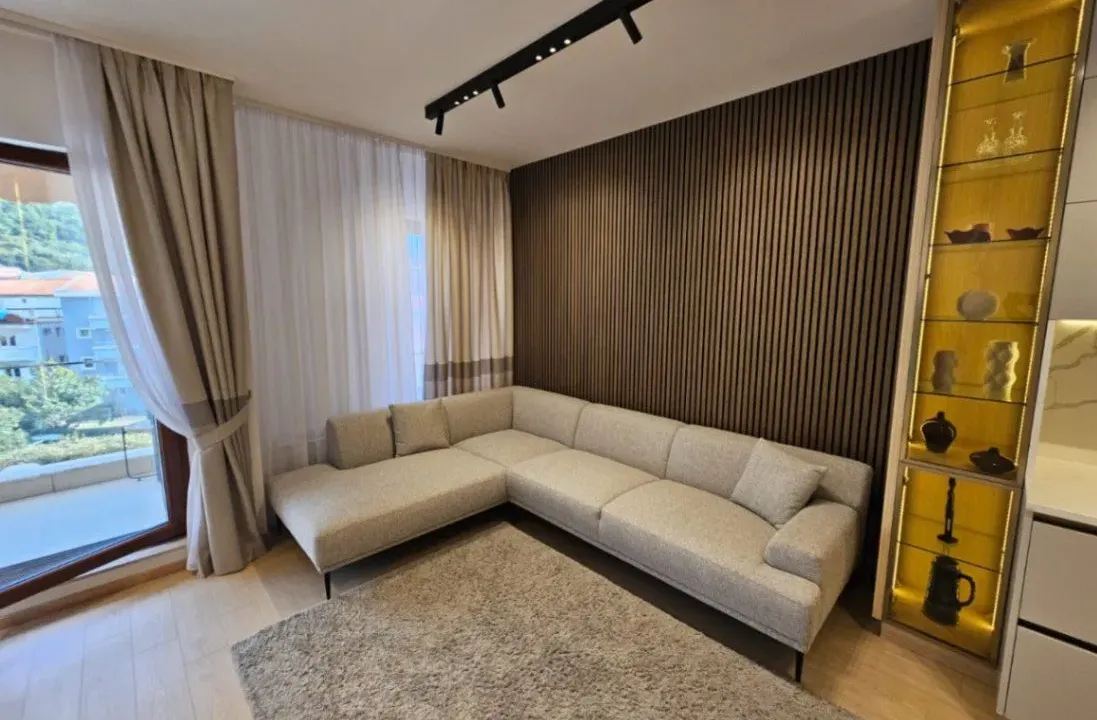 Prodaja, trosoban stan, 86m², Bulevar, Budva