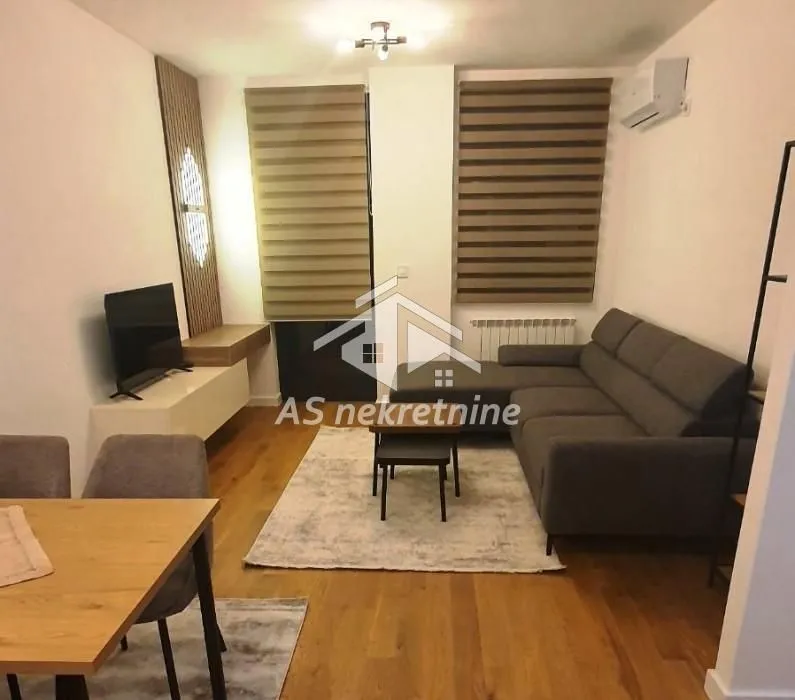 Izdavanje, dvosoban stan, 45m², Zvezdarska Šuma, Zvezdara Sve Podlokacije