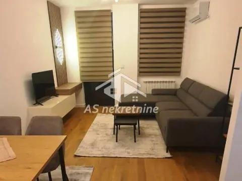 Stan in Zvezdarska Šuma