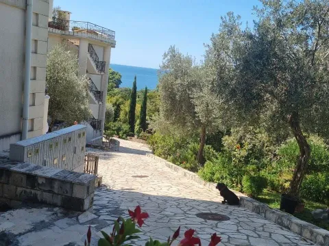 Prodaja, dvosoban stan, 86m², Petrovac, Budva - image 4