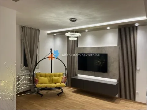 Izdavanje, trosoban stan, 83m², Vidikovački venac, Rakovica - image 15