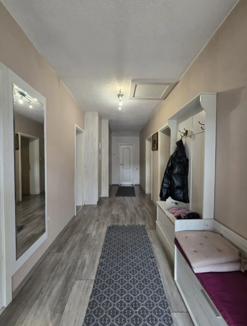 Prodaja, kuća, 289m², Tološi, Podgorica