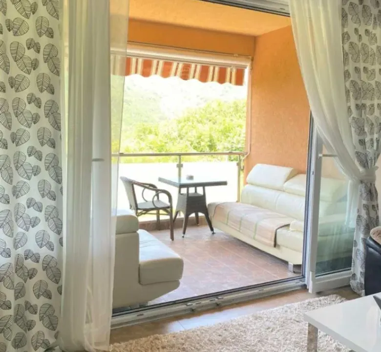 Prodaja, dvosoban stan, 68m², Bečići, Budva