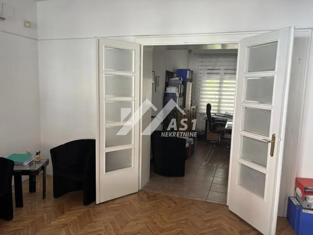 Rent, office space, 120m², Podbara, Novi Sad Sve Podlokacije