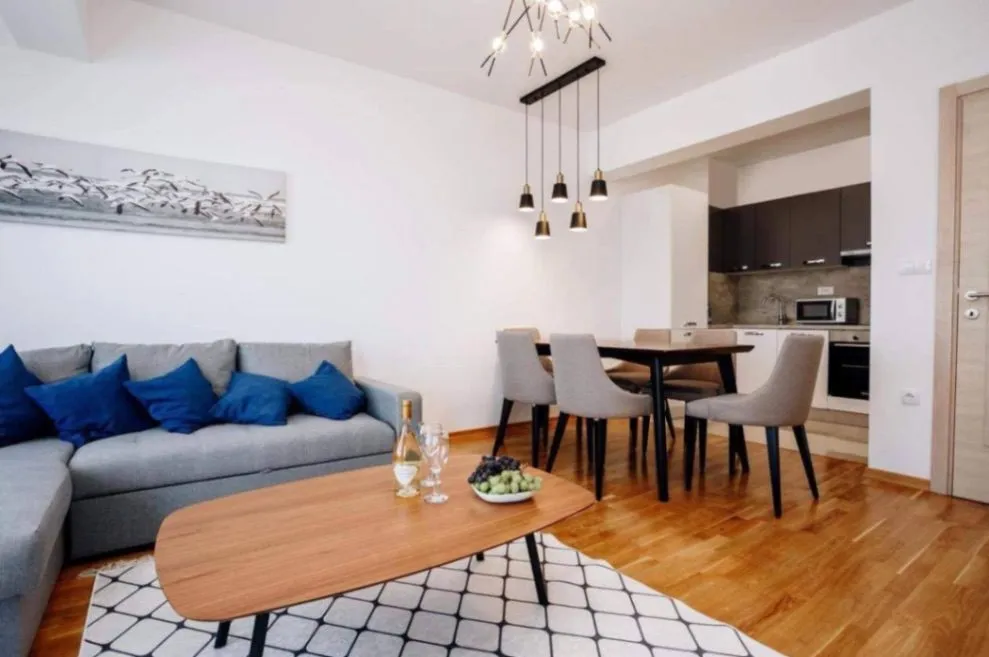 Daily-rent, two bedroom apartment, 60m², Bečići, Budva