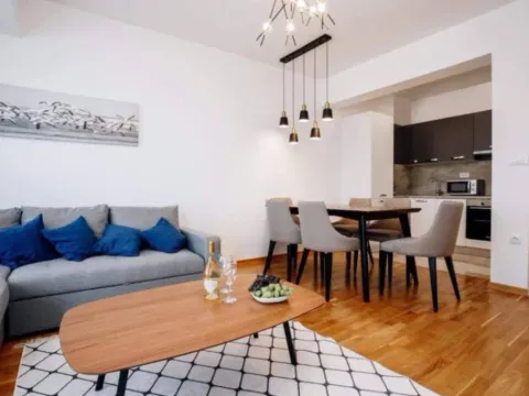 Stan na dan, dvosoban stan, 60m2, Bečići, Budva Stan na dan, dvosoban stan, 60m2, Bečići, Budva