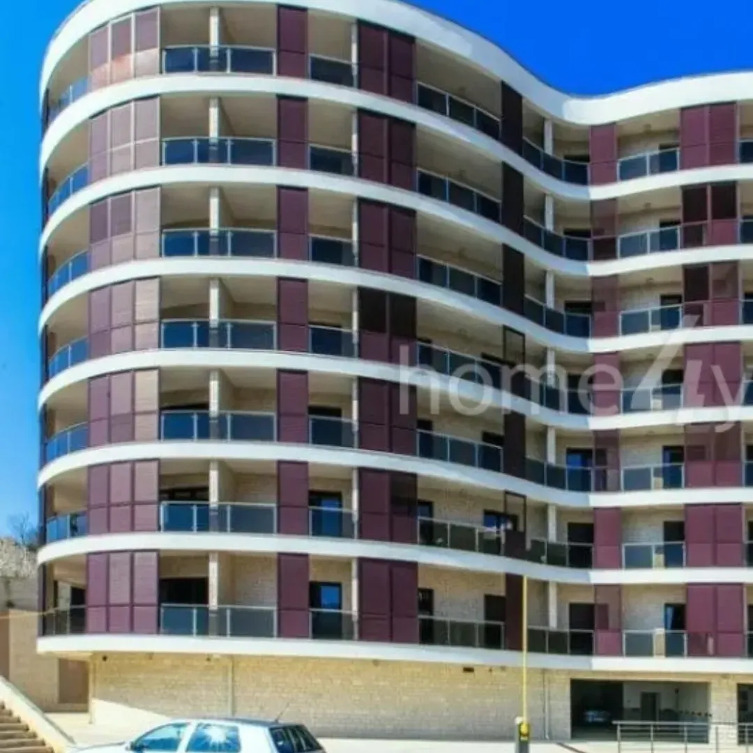 Prodaja, dvosoban stan, 130m², Bečići, Budva