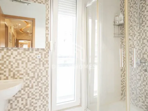 Izdavanje, trosoban stan, 98m², City Kvart, Podgorica - image 8