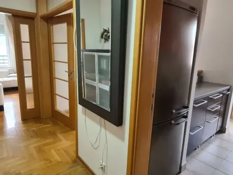 Rent, three bedroom apartment, 98m², Arena, Novi Beograd Sve Podlokacije - image 7