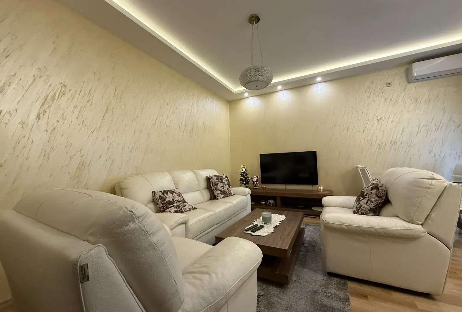 Rent, one bedroom apartment, 50m², Blok 9, Podgorica
