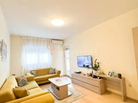 Prodaja, stan, 72m², City Kvart, Podgorica - image 1