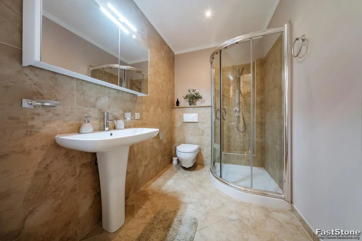 Prodaja, dvosoban stan, 63m², Orahovac, Kotor