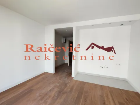 Sale, studio apartment, 32m², Savski Venac, Beograd - image 8