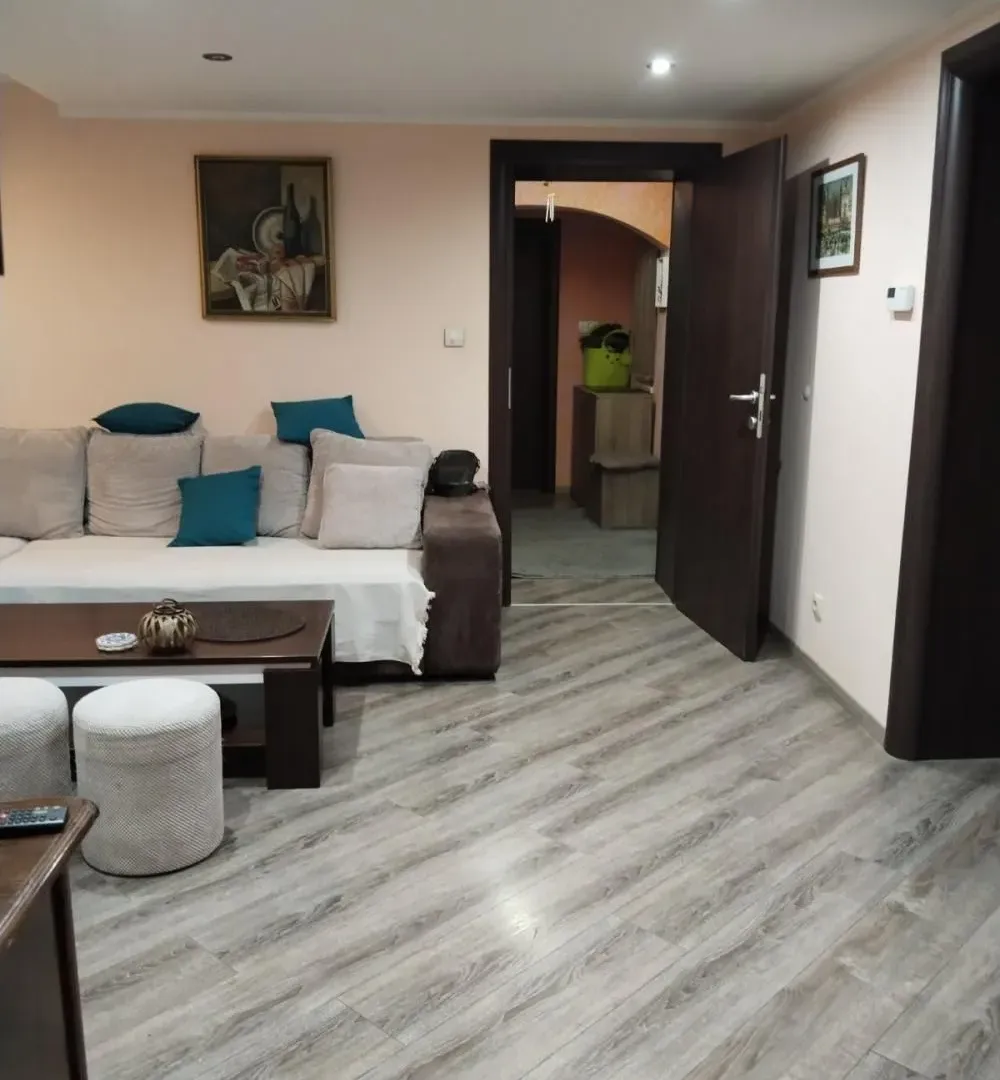 Prodaja, kuća, 214m², Zvezdarska Šuma, Zvezdara Sve Podlokacije
