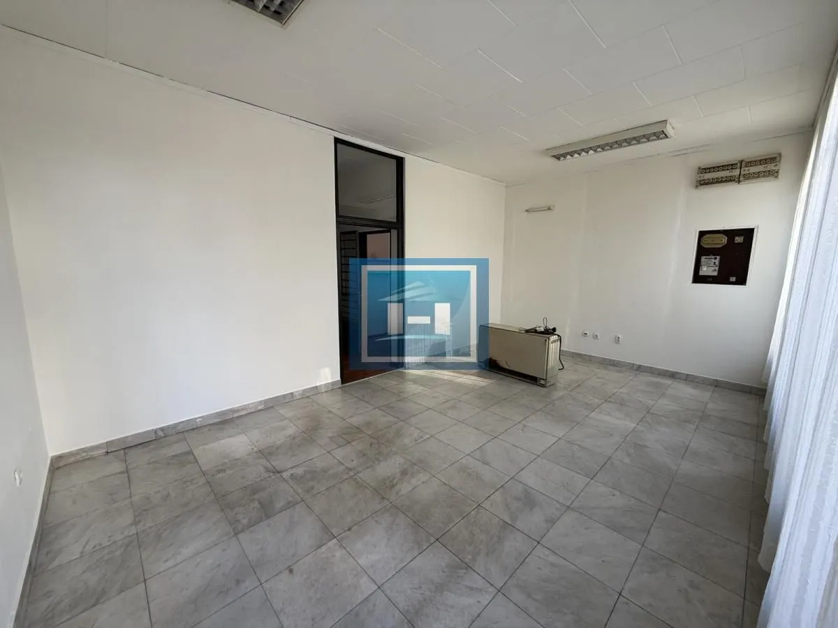 Sale, office space, 66m², Centar, Ćuprija
