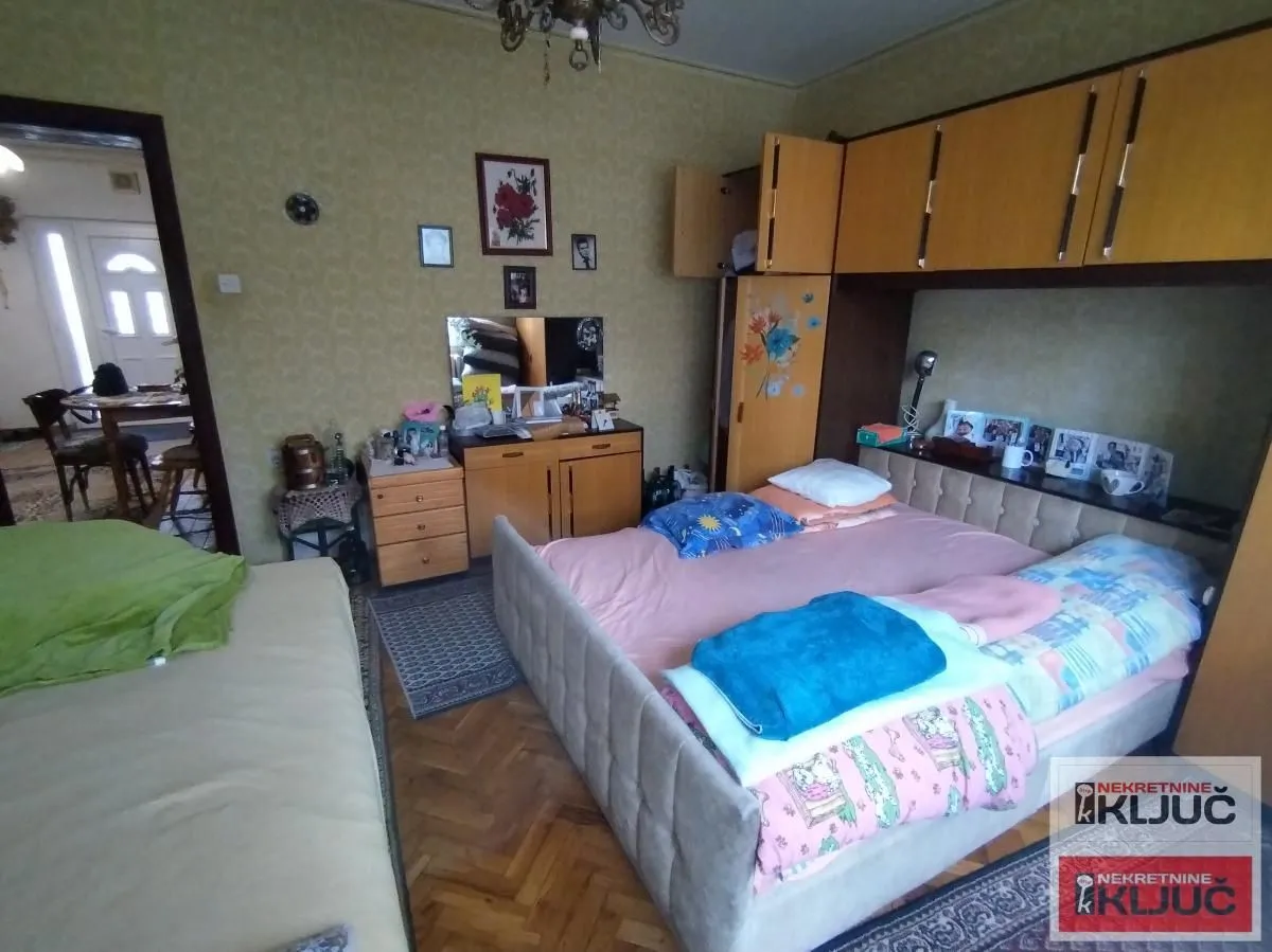 Prodaja, kuća, 148m², Futog, Novi Sad Sve Podlokacije