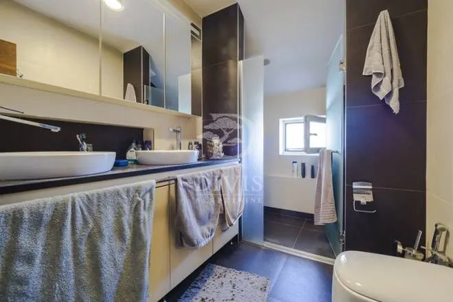 Sale, house, 274m², Partizanov Stadion, Beograd
