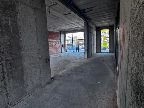 Rent, office space, 158m², Stari Aerodrom, Podgorica - image 6