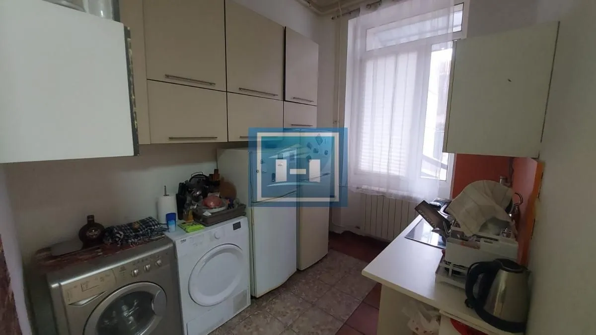 Prodaja, četvorosoban stan, 104m², Stari Grad, Beograd