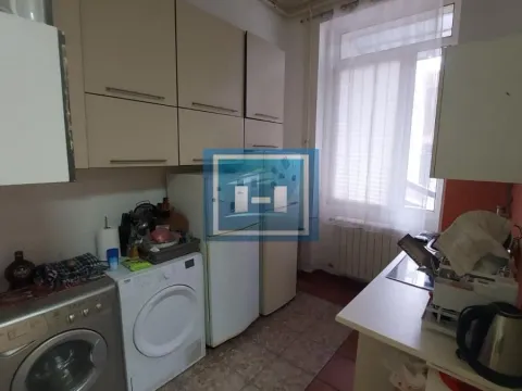 Sale, four bedroom apartment, 104m², Stari Grad, Beograd - image 5