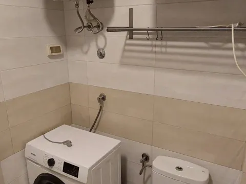 Prodaja, jednosoban stan, 43m², Stari Aerodrom, Podgorica - image 8